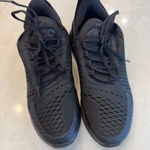 Nike Air Max 270 Triple Black Sneakers